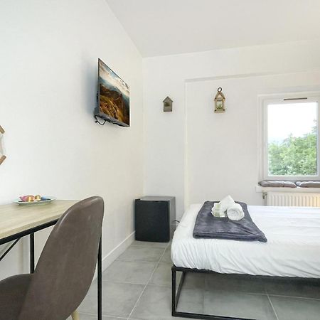 La Coloc Choco: Central Coliving with Private Rooms & Amenities Annemasse Exterior photo