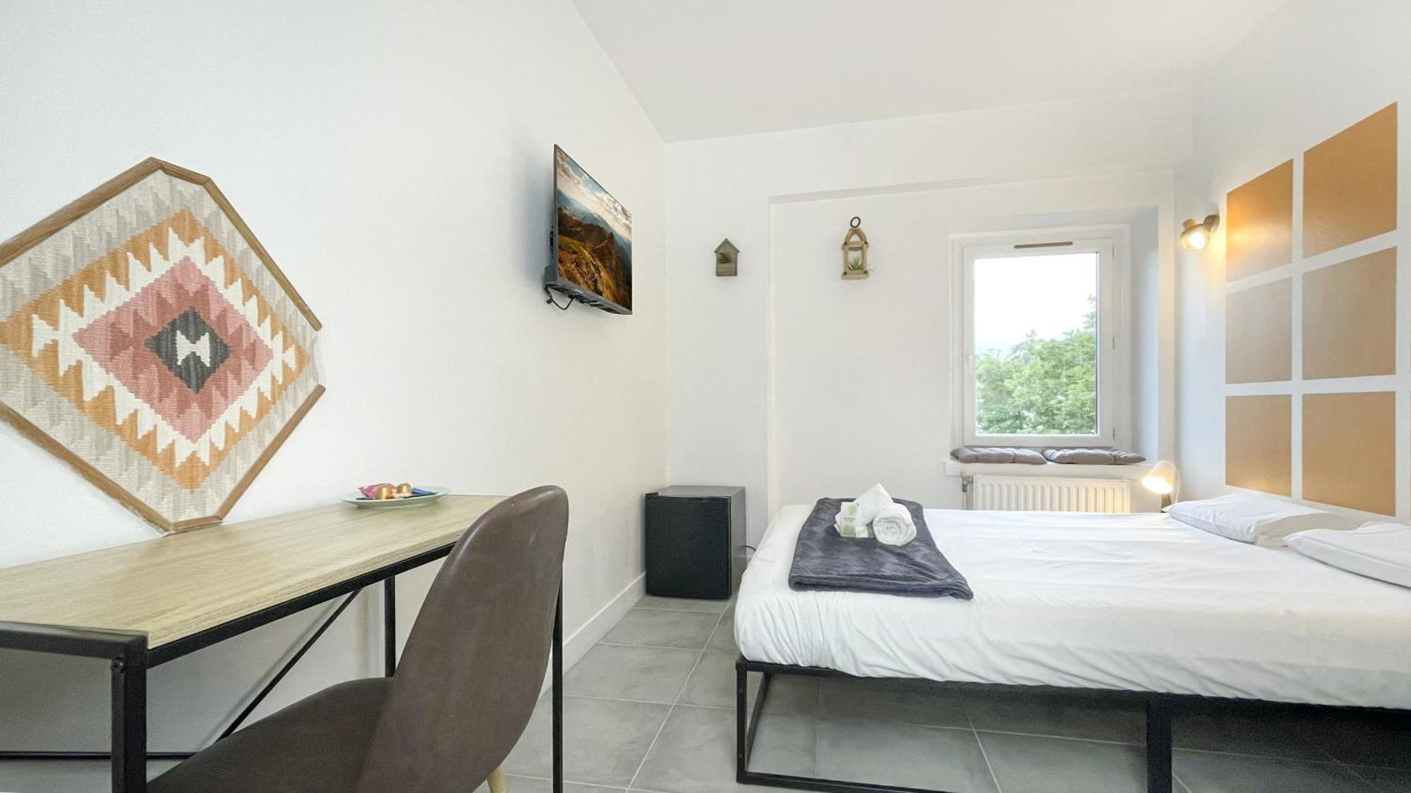 La Coloc Choco: Central Coliving with Private Rooms & Amenities Annemasse Exterior photo